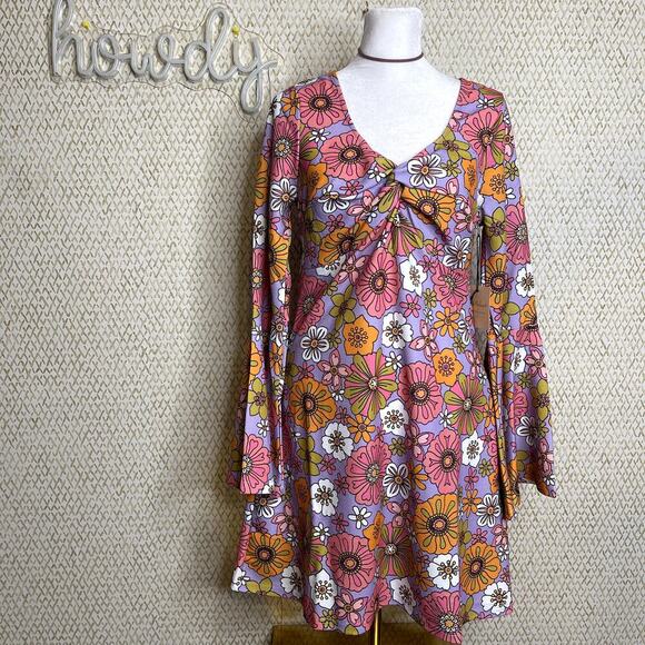 NWT Unique Vintage Smak Parlour Retro Blooms Lavender 70s Mini Dress Size 1X - Picture 2 of 10